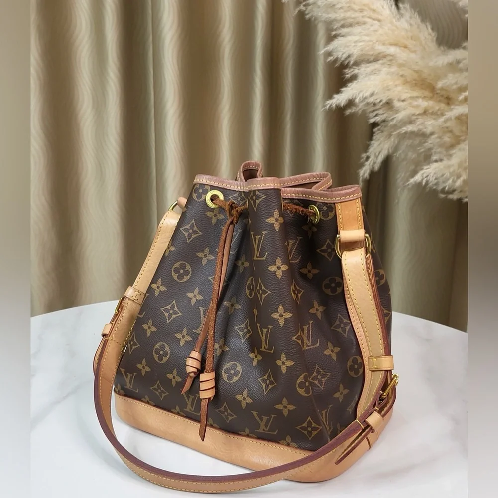 Louis Vuitton Monogram Petite Noe RFID(new model)